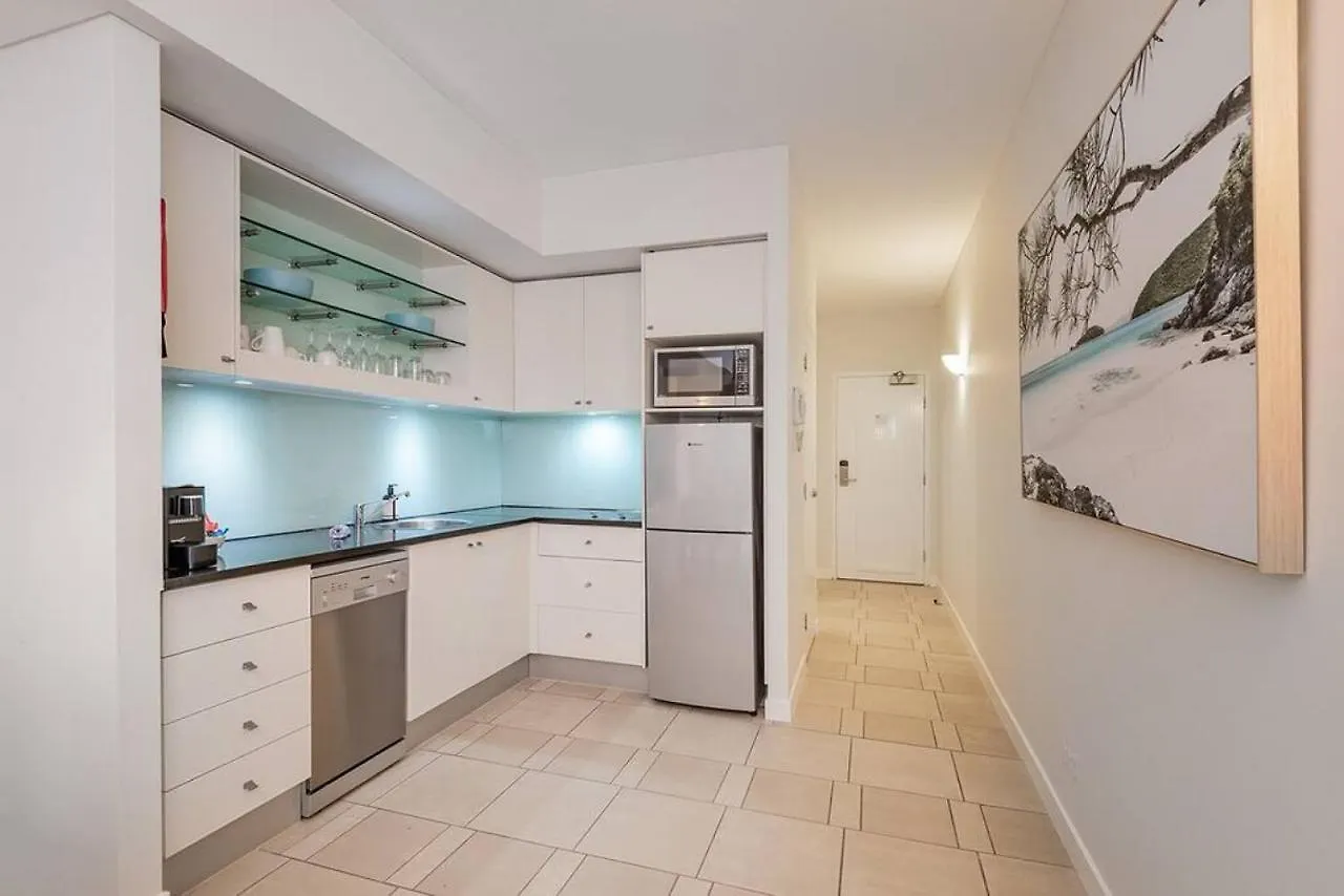 Ferienwohnung Poolside Luxury On Hastings St 212 Noosa Heads Apartment